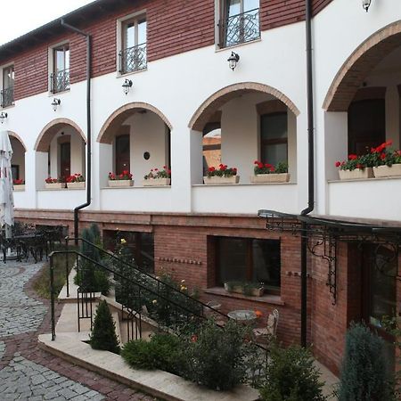 La Maison De Caroline Alba Iulia Luaran gambar