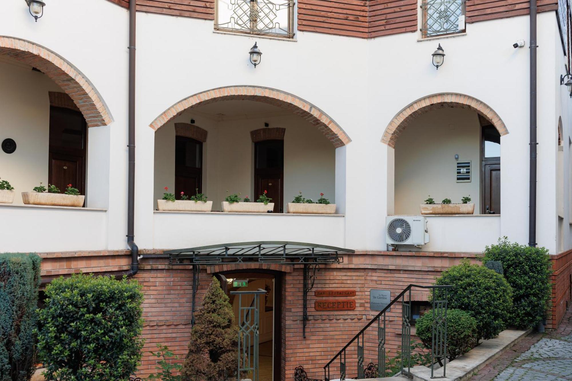 La Maison De Caroline Alba Iulia Luaran gambar