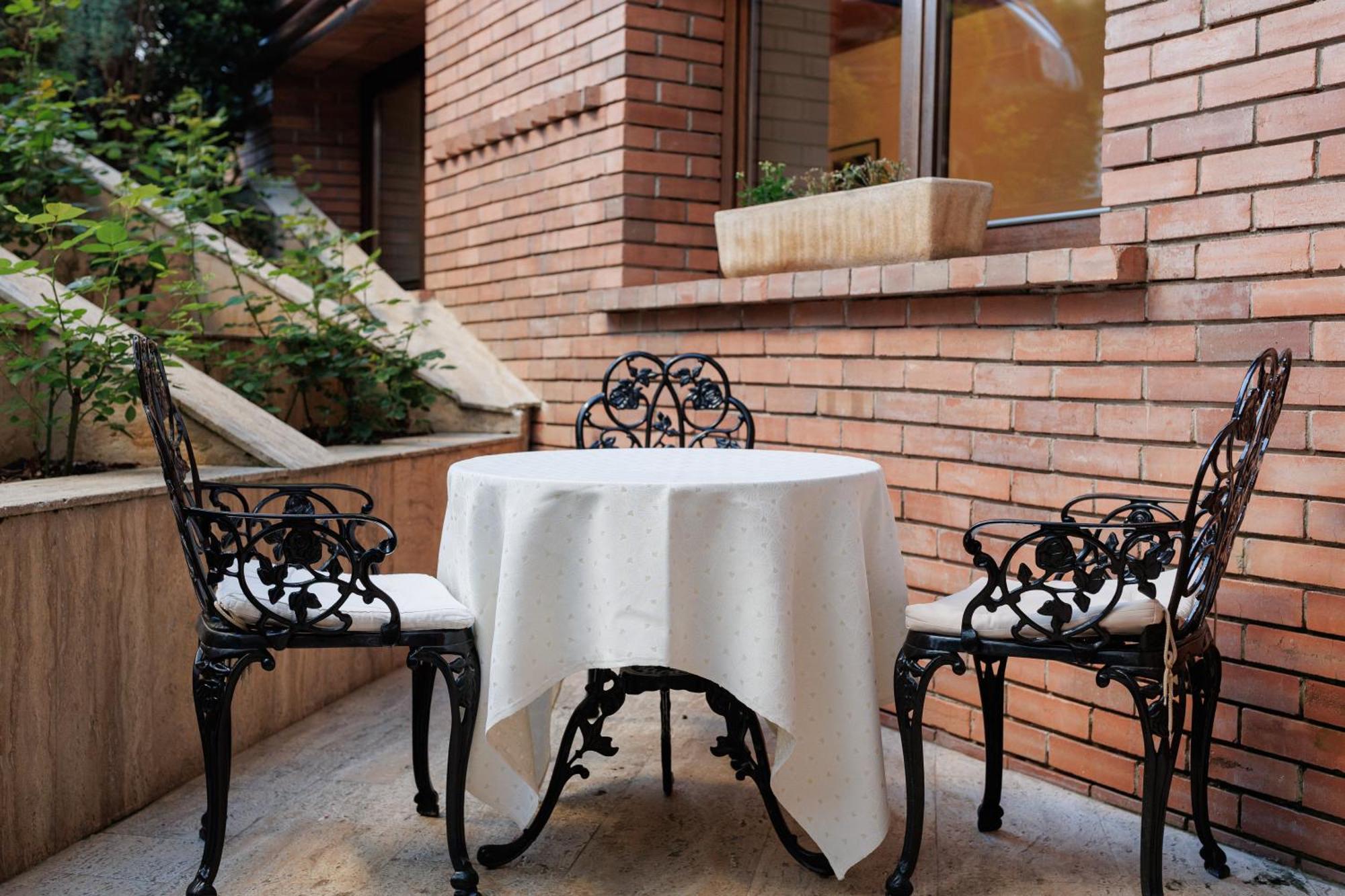 La Maison De Caroline Alba Iulia Luaran gambar